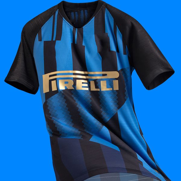 

20 year inter occer jer ey 18 19 9 icardi 10 lautaro 14 nainggolan 44 peri ic inter football uniform ale men jer ey
