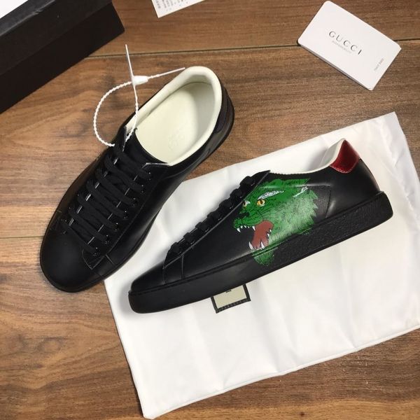 

new style fashion embroidery snake small white shoes men loafers sneakers low cut lace-up small bee casual flat shoes 35-45