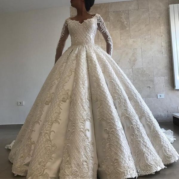 

gorgeous lace ball gown satin wedding dresses 2019 latest long sleeve wedding dress arabic sweep train plus size bridal gowns vestidos, White