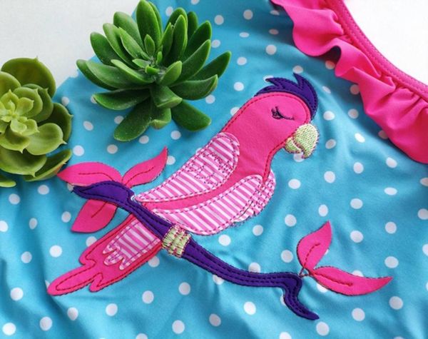 

parrot slanted shoulders flying children's swimwear girls one-piece swimsuit cartoon polka dot bikini factory direct sales sw101 childr