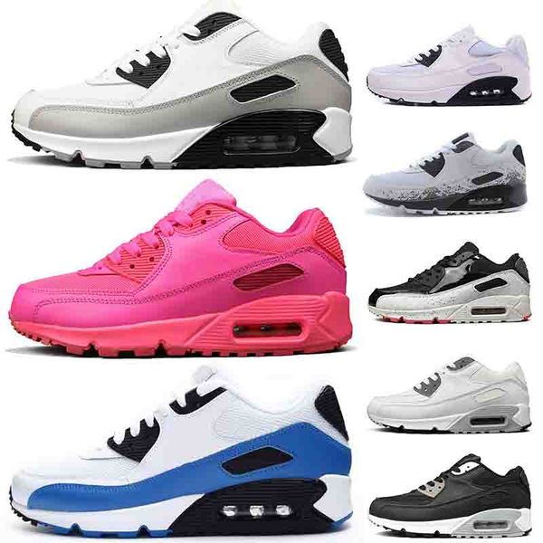 

2020 new mens womens sports arrivals racers running shoes 90s infrared triple black triple brand designer sneakers
