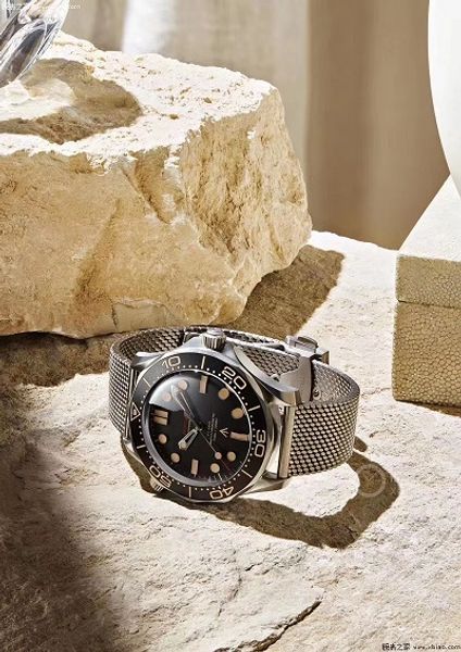 

42mm gift nato strap vs vsf titanium broadarrow automatic 8806 diver 300m 007 edition no time to die bracelet ss men watch men's wristw, Slivery;brown