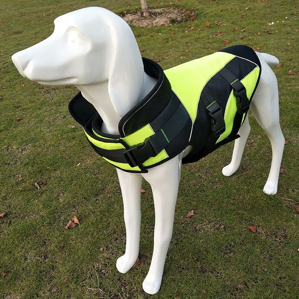 

2020 large-scale dog explosion-proof rushing pet jacket dog clothes thicken jacket waterproof outdoor products