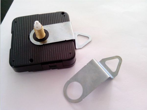 

новый дизайн оптовая 20pcs / lot металл крюка часы вешалки для часов аксессуаров
