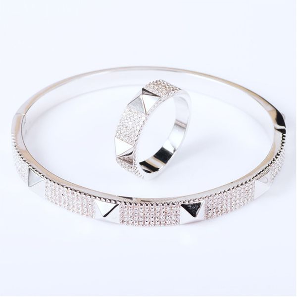 

full rhinestone cz rivet creative opening bangle ring for women gifts, Black