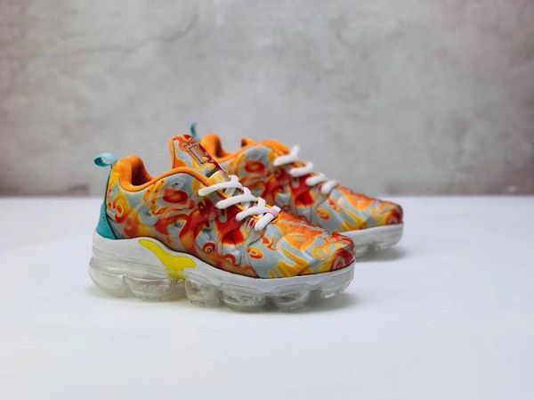 

2020 new chaussures kids tn plus running shoes infant big boys girls black white sports run plus tn shoes