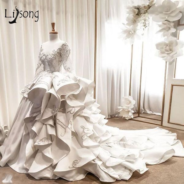 

real picture ruffles ball gown wedding dresses long sleeves vintage lace appliqued princess plus size saudi arabia dubai bridal gown, White