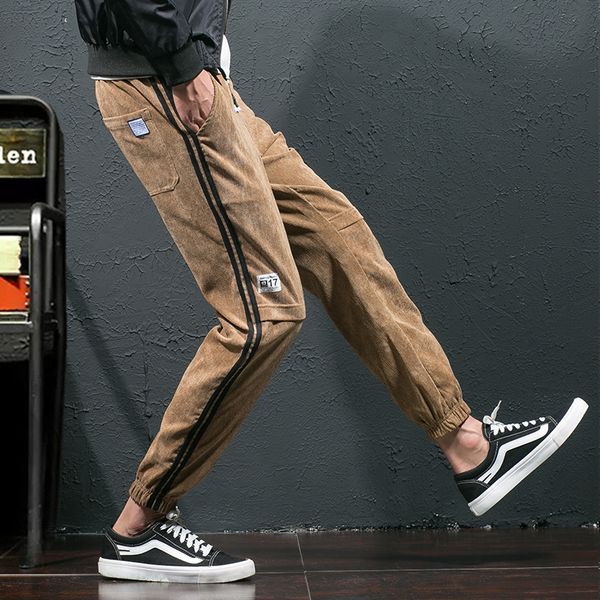 

2020 new men's corduroy casual pants hip hop solid color elastic regular fit trousers male coffee haroun pants, Black