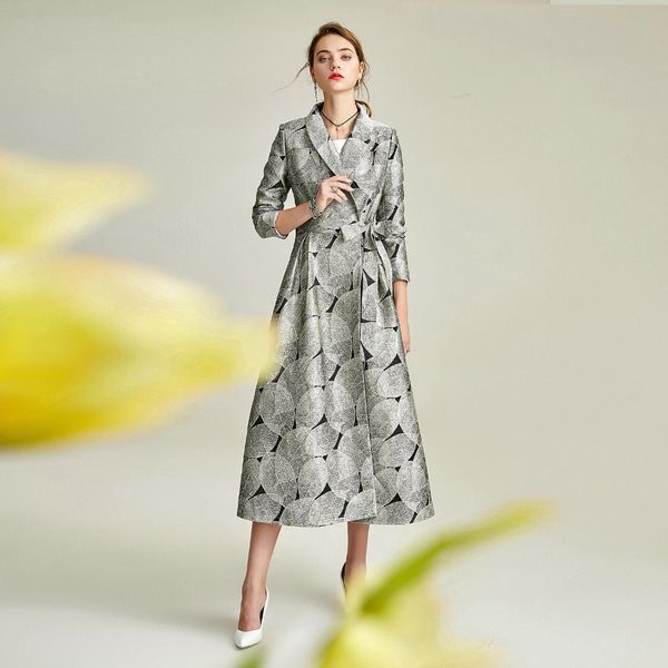 

2019 spring autumn x-long trench coat for women leaf print jacquard loose plus size belt vintage fashion trench coat h165, Tan;black