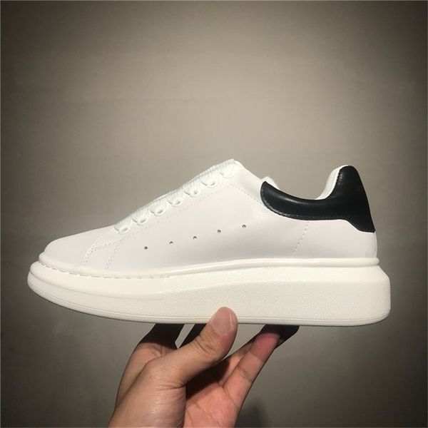 

2019 Alexander Luxury Brand 1Mcqueen Fashion Designer Women Shoes White Casual shoes MC Real Low Cut Leather Outdoor Sports Sneakers 35-44