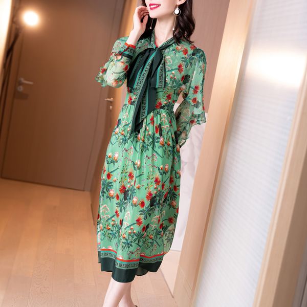 

new women s silk long sleeve dress in spring 2020, Black;gray