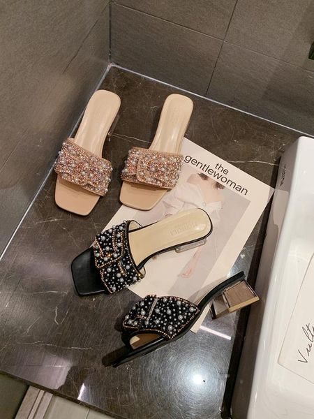 

the new pearl thick with fashionable high heel sandals in summer, Black