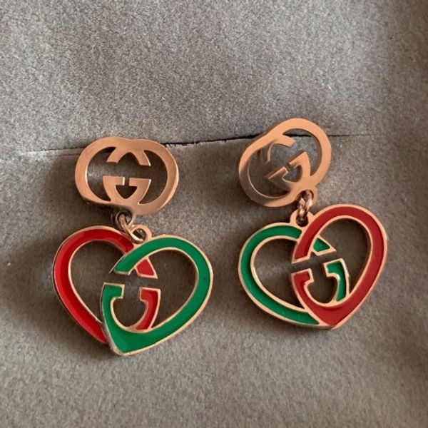 

Топ известных брендов титана стали зеленый красное сердце буква G серьги класса л