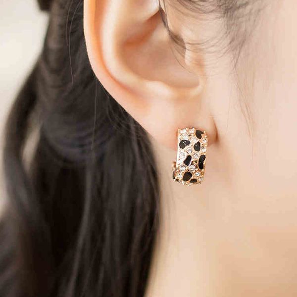 

hoop clip on earings for women stylish bijoux accessories gift vintage leopard design rose gold color plated, Silver