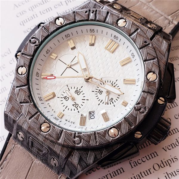 

2019 42mm Quartz Watches Mens New Fashion Designer Wristwatches Leather Casual Male Montre All Dails Working