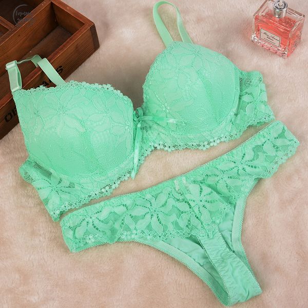 

продажа panty hot pinkycolor 4 cup sexy плюс размер intimates push up bra set нижнее белье цветочные кружева вышивки женщин бюстгальтер, Red;black