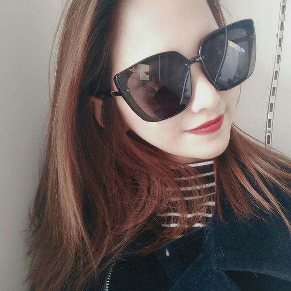 

sunglasses womens ins korean-style chao wang red 19 new uv-protection sunglasses star models big box street sunglasses, White;black