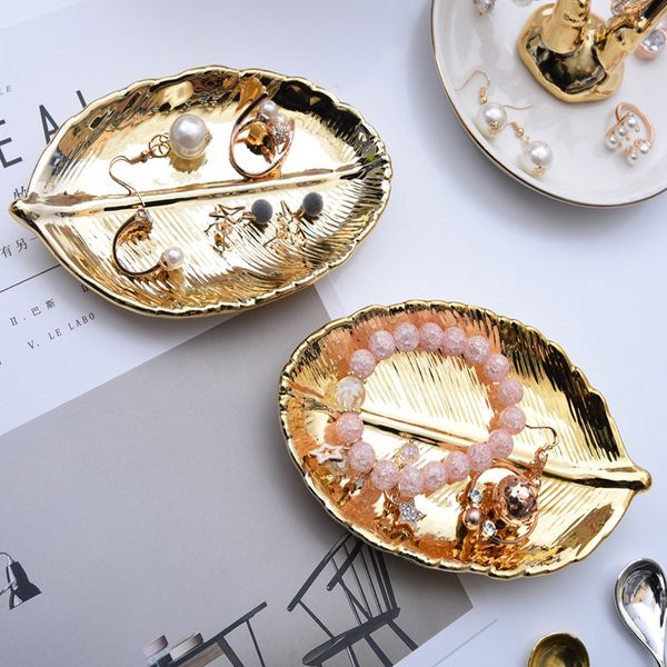 

[ddisplay]porcelain big leaf pendant jewelry display tray personalized bracelet display holder exquisite gold earrings display stand, Black
