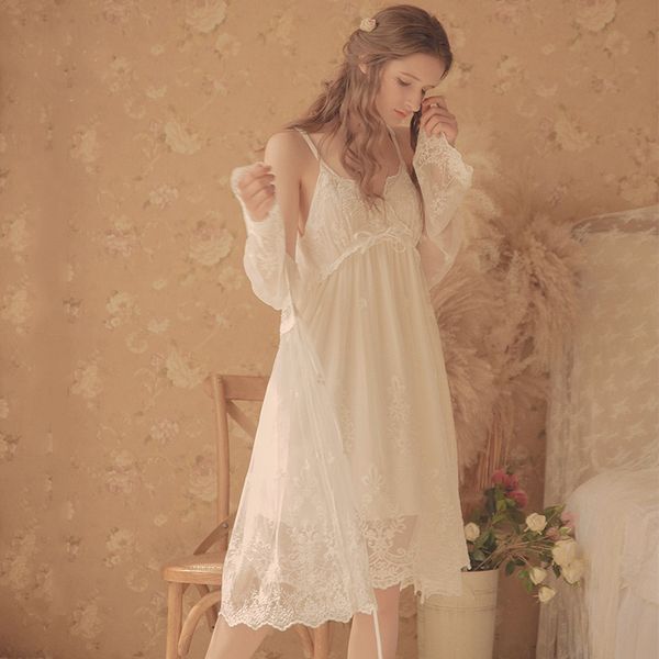 

vintage women's nightgowns white lace 2-pics robes royal roupas de dormir femininas lace sleepwear, Black;red