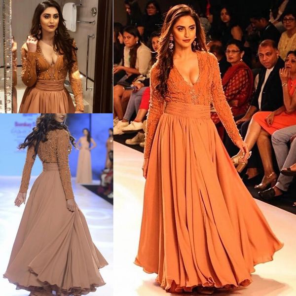 

krystle d'souza long sleeves prom dress bombay times fashion week v-neck sparkly beaded kaftan arabic abaya evening formal gowns, Black;red