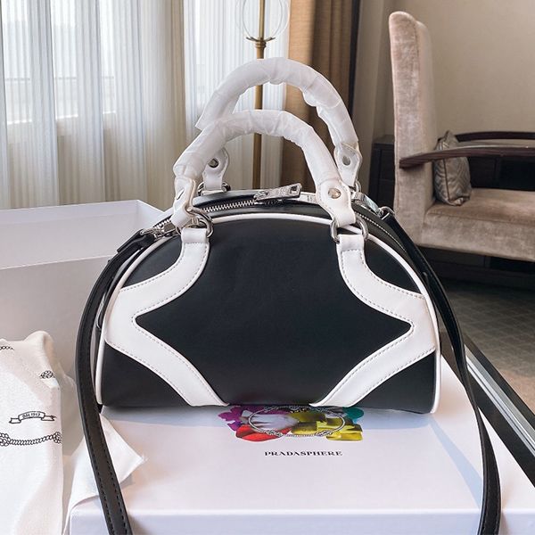 

a+++ handbags shoulder bags handbags cross body bag heart shaped decoration with box