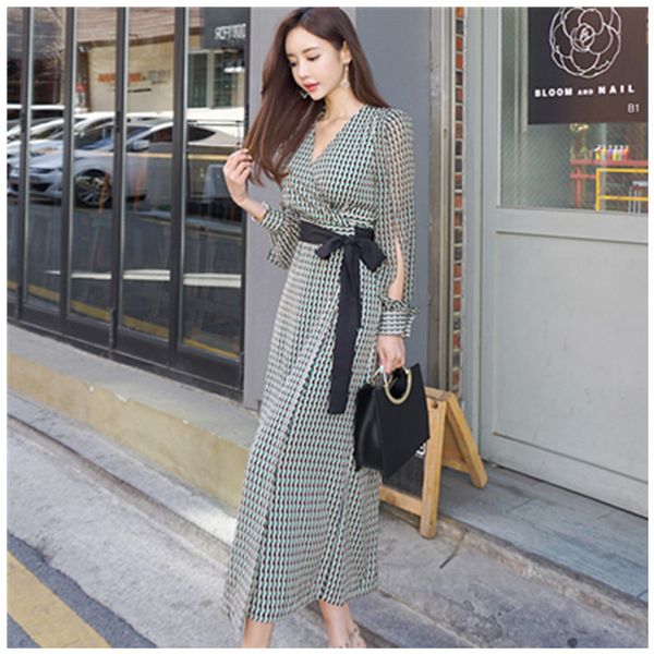 

shuyanly temperament v-neck elegant party dress women's summer long-sleeved striped holiday dress, Black;gray