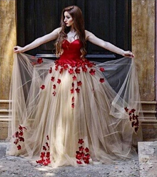 

Trendy Stunning Red Handmade Flower Applique Champagne Ball Gown Prom Dress Dubai Sweetheart Neck Sleeveless Arabic Evening Dress Gown