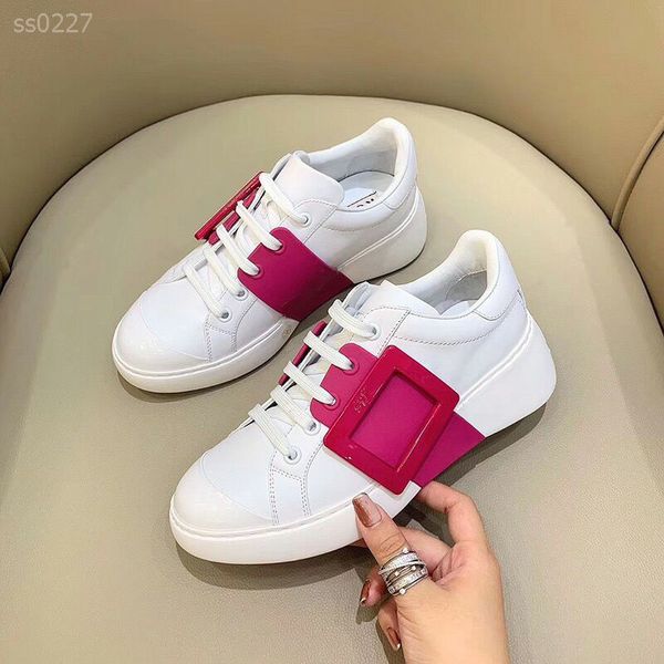 

2019 comfortable spring and autumn winter square buckle white shoes women leather thick-soled sneakers classic leisure factory direct sales, Black