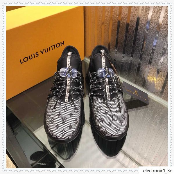 

2019xy весной и осенью мужчин на случайные спортивную обувь высокого верха пояса туристические кроссовки, с микро-стандарт, с оригинальной к