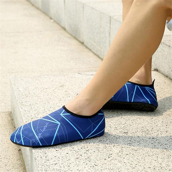 

men women super light beach socks shoes diving non - slip swimming wading shoes