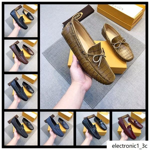 

18ss new wedding shoes luxury designers red bottom loafers business dress shoes,black patent leather loubiflat forever 38-45