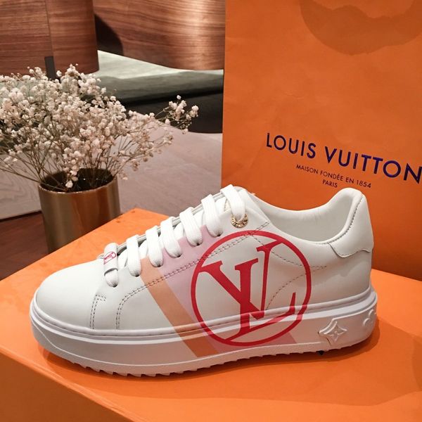 

2020 luxury design white women's leather shoes women casual shoes black gold red fashion comfortable flat shoes size 35-40 ugyhng