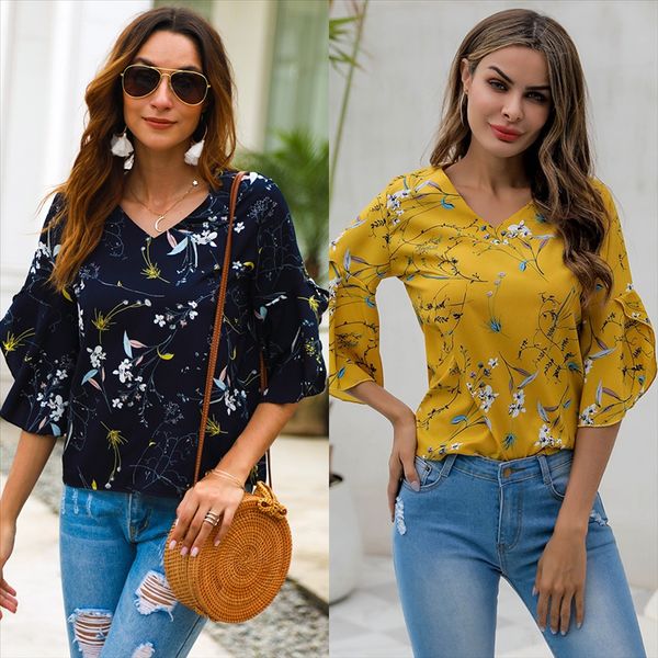 

2019 women's small floral t- pullover printed trumpet sleeve split t-shirt v-neck pullover shirt, White
