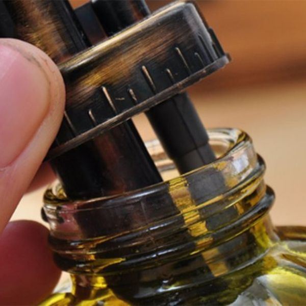 

1 pcs spray bottle sprinkler system retro old glass spray bottle watering succulents plants indoors 9x16cm dark green other bakeware