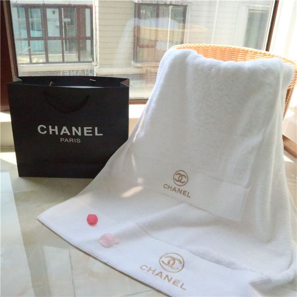 

2019 new arrivel two pcs sets of embroidered towel children clothing fashion comfort plush cotton towel two-piece simple white towel