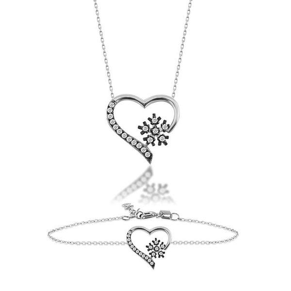 

925 sterling silver hearted snowflake set