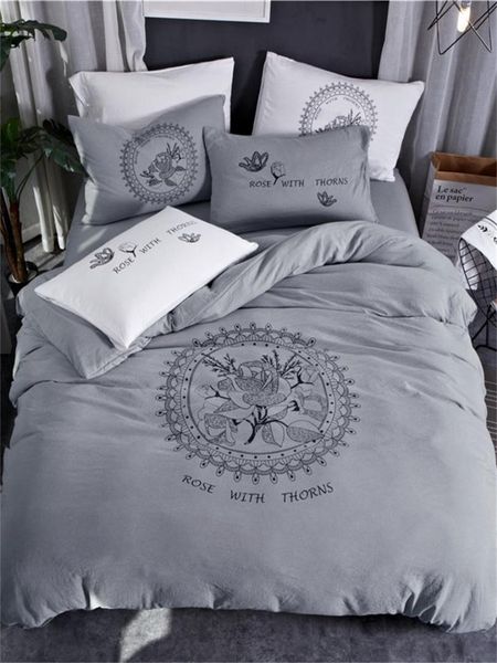 

4pcs bedding set rose pattern scandinavian style soft sheet set