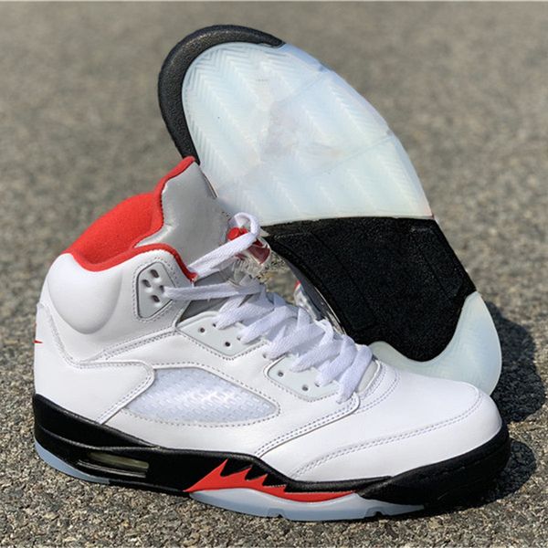 

самое лучшее качество 5 v огонь красный баскетбольная обувь мужские 5s белый красный черный спорт на открытом воздухе кроссовки размер us7-1, White;red