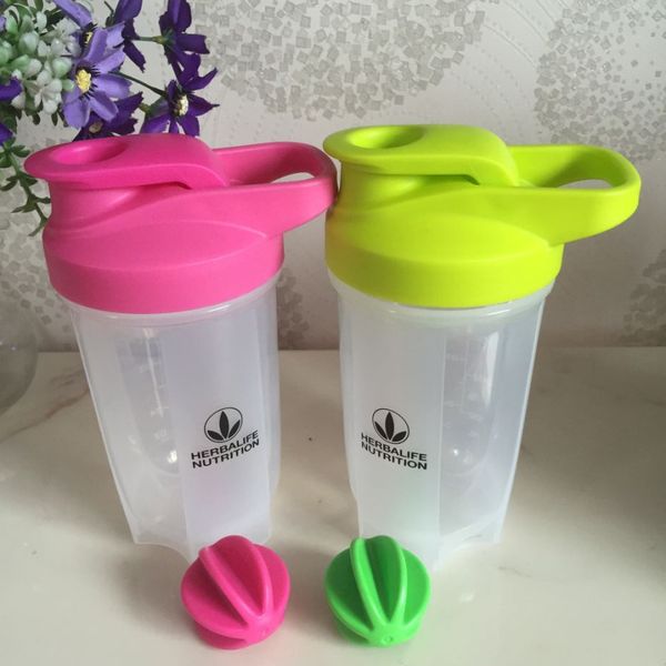 

2019 new 500ml herbalife nutrition classic loop shaker sport bottle with pp wire whisk ing
