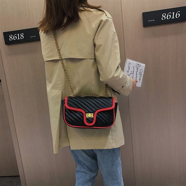 

the latest ladies shoulder bag luxury bag fashion pattern paris mm soft trunk handbag size 25x15x7cm model