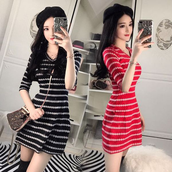 

elegant v-neck half-sleeve floral striped knitted slim dress fashion 2020 spring new womens fashion korean style, White;black