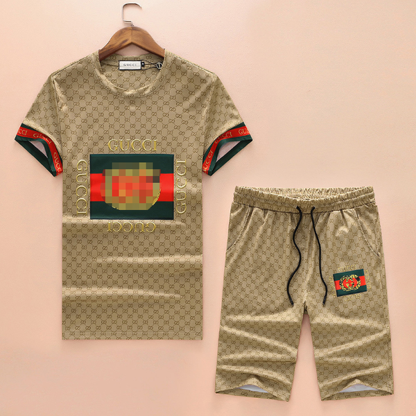 

2020 summer mens tracksuit luxury tshirt shorts brand designer tracksuit luxury mens shorts letter tshirt sets shorts suits 20040806l, Gray