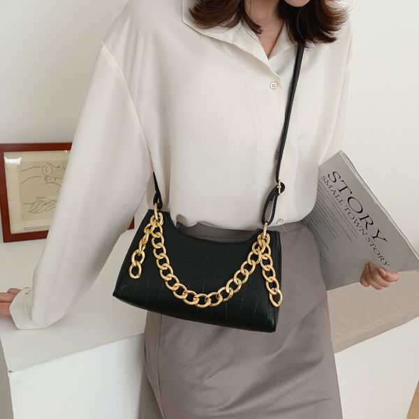 

2020 new ladies shoulder bag texture crocodile pattern retro oblique cross bag korean version fashion french hand armpit