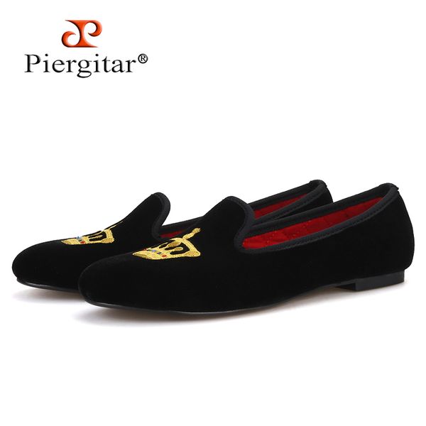 

piergitar new crown embroidery women velvet shoes party and wedding women loafers same style couple shoes fashion women's flats, Black
