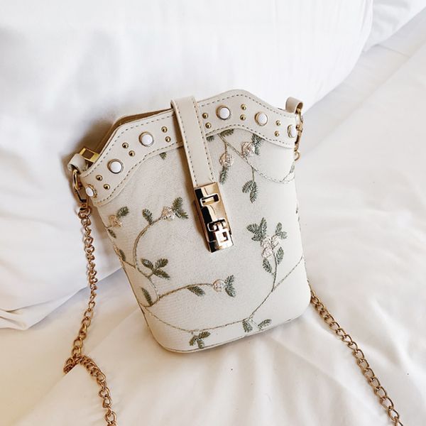 

simple embroidered bucket bag embroidered chain bags new women fashion pu leather small shoulder bag messenger bags #15
