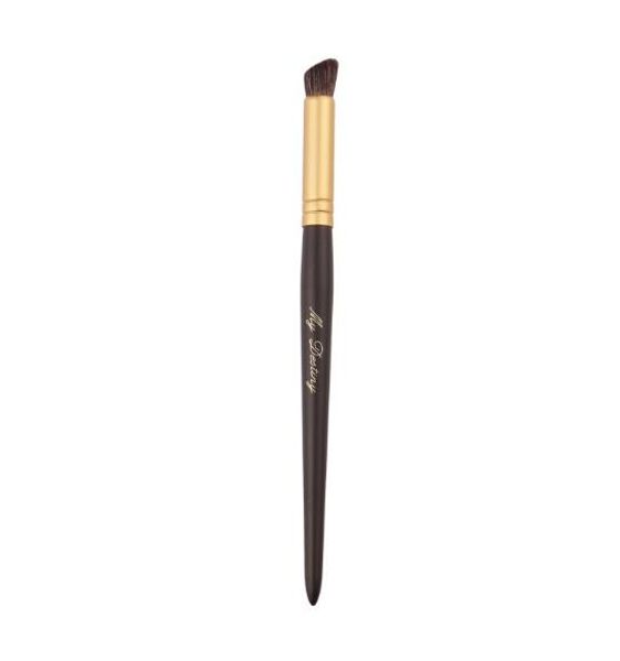 

angled smudge brush wool animal makeup brush tool beauty