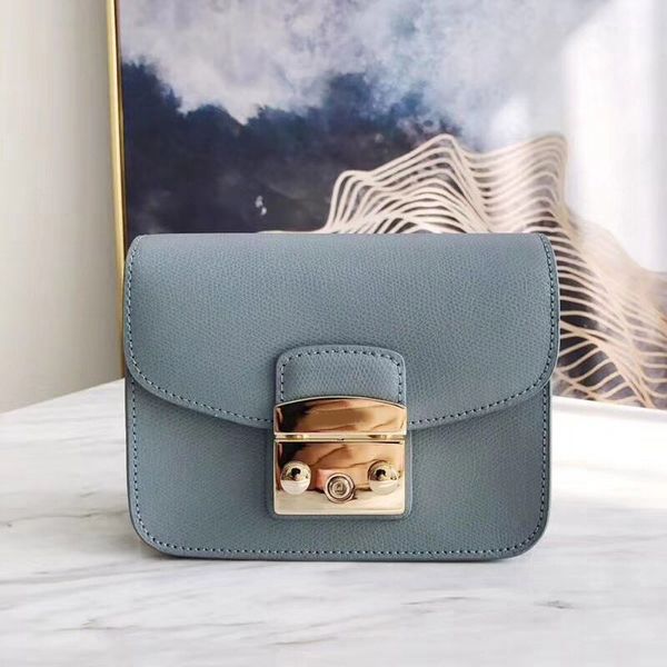 

100% genuine cowhide metal chain bag shoulder diagonal female bag large lock gold small square bag
