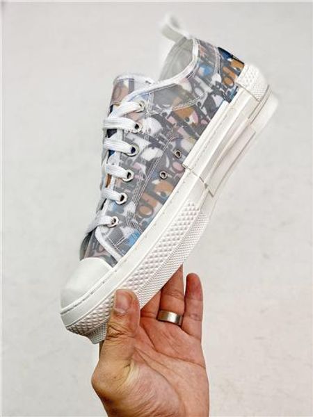 

2020 the latest white low-casual shoes transparent printing luxury ladies high-sneakers canvas men and women fashion 8988, Black;red