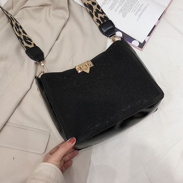 

bucket diamond female shoulder crossbody bags for women 2020 leather handbags sac main ladies hand