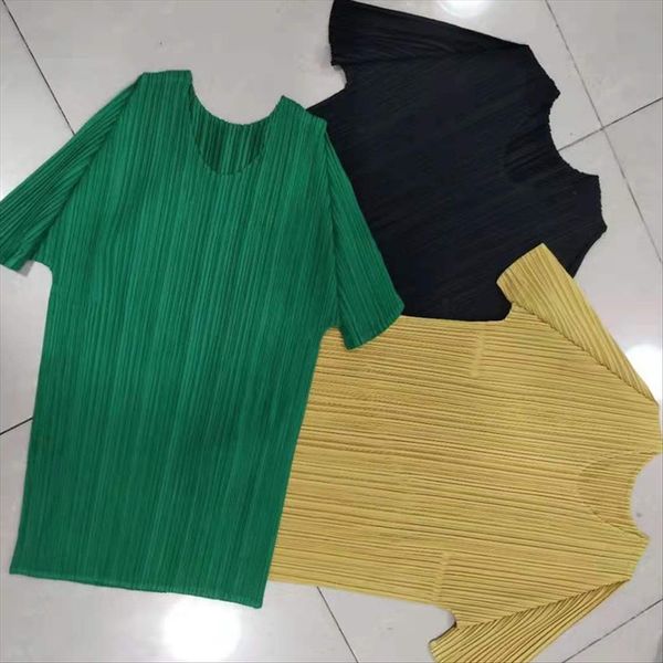 

2020 63-year-old wrinkled short-sleeved t-shirt solid color large size casual 2020 women's 63-year-old wrinkled short-sleeved t-shirt w, White